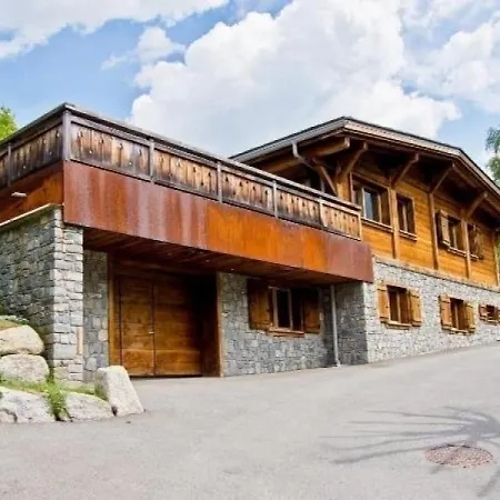 House Chalet 200m² 8/ 10 Personnes 4 Chambres Moussoux