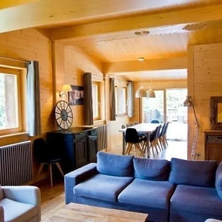 House Chalet 200m² 8/ 10 Personnes 4 Chambres Moussoux Chalet *