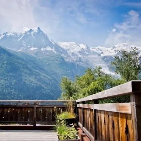 House Chalet 200m² 8/ 10 Personnes 4 Chambres Moussoux Chamonix
